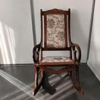 Een echte Opoe schommelstoel., Huis en Inrichting, Stoelen, Ophalen, Zo goed als nieuw, Wit, Eén