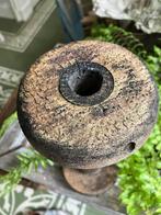 Oude houten wolspoel met blauw patina . Mooi als kandelaar, Antiek en Kunst, Ophalen of Verzenden