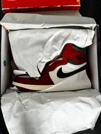 Nike Air Jordan Retro 1 Lost and Found Chicago 44, Kleding | Heren, Schoenen, Overige kleuren, Nieuw, Ophalen of Verzenden, Sneakers of Gympen
