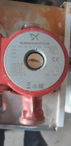 Cv-pompen: Nieuw & Gebruikt - Grundfos UPS 25-60, Gebruikt, Minder dan 30 cm, Cv-ketel of Combi-ketel, Minder dan 60 cm