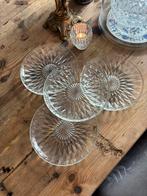 Glazen borden bewerkt glas,vintage,zgan, Ophalen of Verzenden