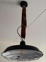 Industriële Hanglamp Met Lederen Riem, Huis en Inrichting, Lampen | Hanglampen, Ophalen of Verzenden