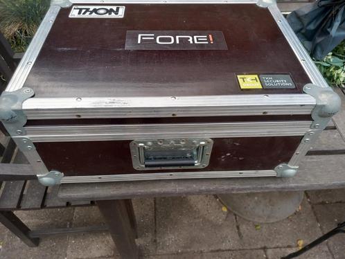 Thon stevige opberg/dj koffer, Muziek en Instrumenten, Behuizingen en Koffers, Gebruikt, Overige instrumenten, Ophalen of Verzenden