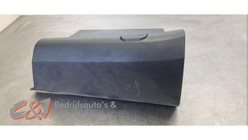 Dashboardkastje van een Peugeot Expert beschikbaar voor biedingen