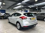 Ford Focus EcoBoost 100pk Trend | Trekhaak | 100% Dealer ond, 65 €/maand, 101 pk, Gebruikt, Euro 6