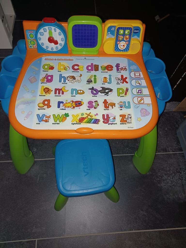 VTech Alfabettafel + Stoel, Kinderen en Baby's, Speelgoed | Vtech, Ophalen, Zo goed als nieuw