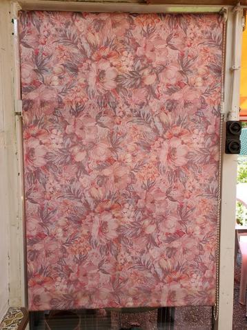 4 x Rolgordijn bloem - 2x 76 cm breed - 2x 88,5 cm breed beschikbaar voor biedingen
