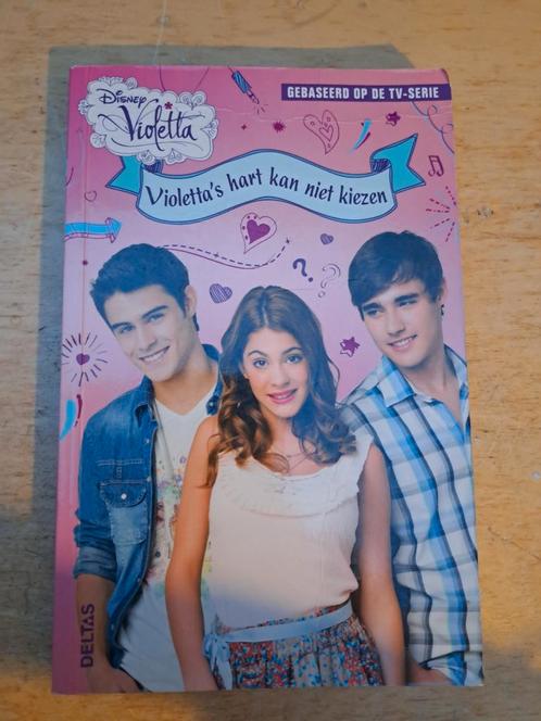 Violetta's hart kan niet kiezen, Boeken, Kinderboeken | Jeugd | 10 tot 12 jaar, Zo goed als nieuw, Ophalen of Verzenden