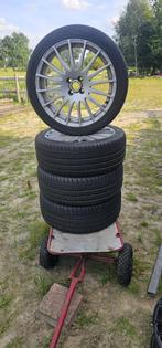 Zomer banden met velgen 225/40R18 4x100, 18 inch, Gebruikt, Banden en Velgen, Ophalen of Verzenden