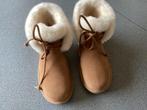 UGG laarsjes Classic Mini Posy - maat 38 - nieuw in doos., Bruin, Lage of Enkellaarzen, Nieuw, Ophalen of Verzenden