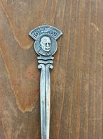Verzilverd lepeltje Chamberlain Peace for our Time 1938, Ophalen of Verzenden, Overige soorten, Engeland, Embleem of Badge
