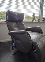 Sta op stoel (leder), Huis en Inrichting, Fauteuils, Ophalen, Gebruikt, Leer, 50 tot 75 cm