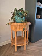 Vintage rotan bijzettafel, Huis en Inrichting, 60 cm of meer, Rond, Ophalen of Verzenden, Minder dan 55 cm