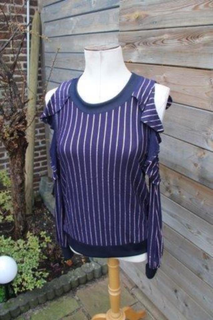 Tuniek donkerblauw/ roze Baum und Pferdgarten mt L cold shou, Kleding | Dames, Blouses en Tunieken, Zo goed als nieuw, Maat 42/44 (L)