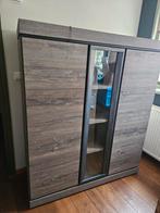 Mooie Kast met verlichting, Huis en Inrichting, Ophalen, 100 tot 150 cm, Zo goed als nieuw, 150 tot 200 cm