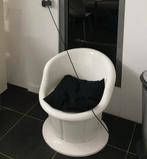 Witte fauteuil, Huis en Inrichting, Fauteuils, Ophalen, Zo goed als nieuw, 50 tot 75 cm