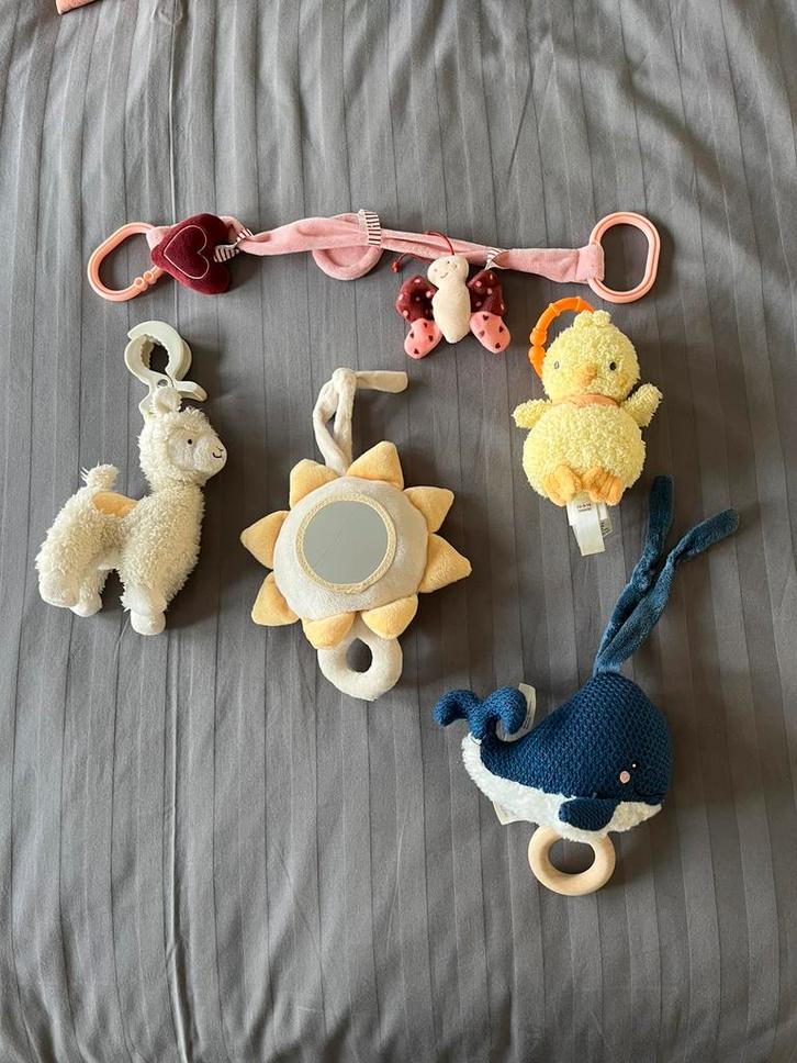 Box/ kinderwagens accesoires oa muziekdoos spandraad, Kinderen en Baby's, Boxen, Zo goed als nieuw, Rond, Ophalen of Verzenden