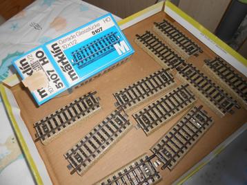 Märklin 5107 10x in de ovp, halve recht  M rails, 9 cm beschikbaar voor biedingen