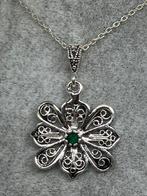 Zilveren setje met smaragd ( zilver 925 ), Nieuw, 5646JA, Info@zilverenedelstenen.nl, Met edelsteen