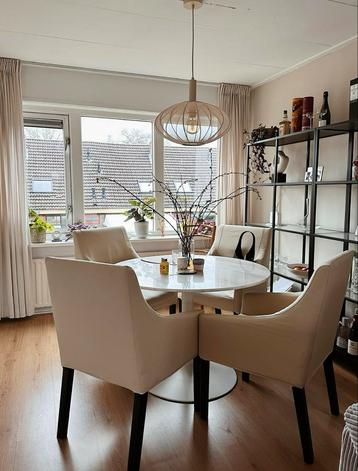 4 IKEA Sakarias stoelen + extra hoezen (beige en grijs) beschikbaar voor biedingen