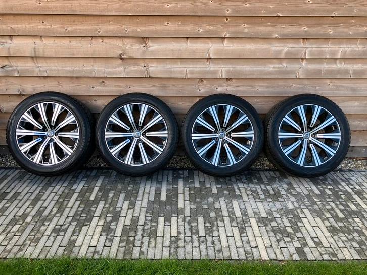 ZGAN Volvo XC90 20” Inscription velgen + Nokian winterbanden, Auto-onderdelen, Banden en Velgen, Banden en Velgen, Winterbanden