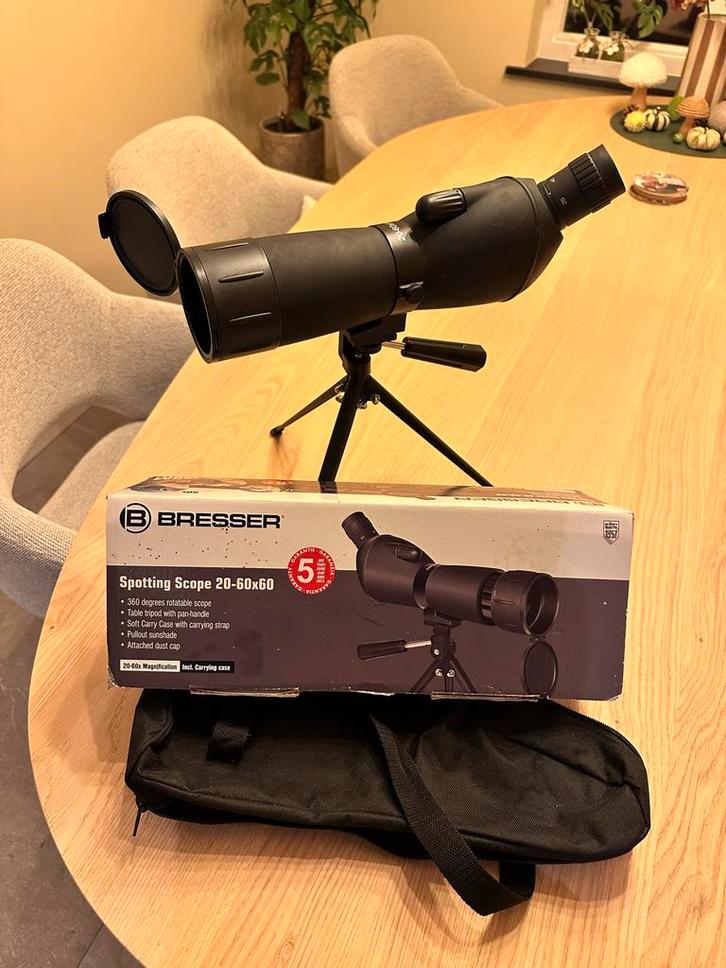 Bresser Baankijker 20-60x60, Audio, Tv en Foto, Optische apparatuur | Verrekijkers, Gebruikt, Dakkant (recht), 20x of meer, Met hoes of tas