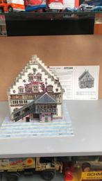 HO Stadhuis met verlichting, Hobby en Vrije tijd, Modeltreinen | H0, Ophalen of Verzenden, Gelijkstroom of Wisselstroom, Brug, Tunnel of Gebouw
