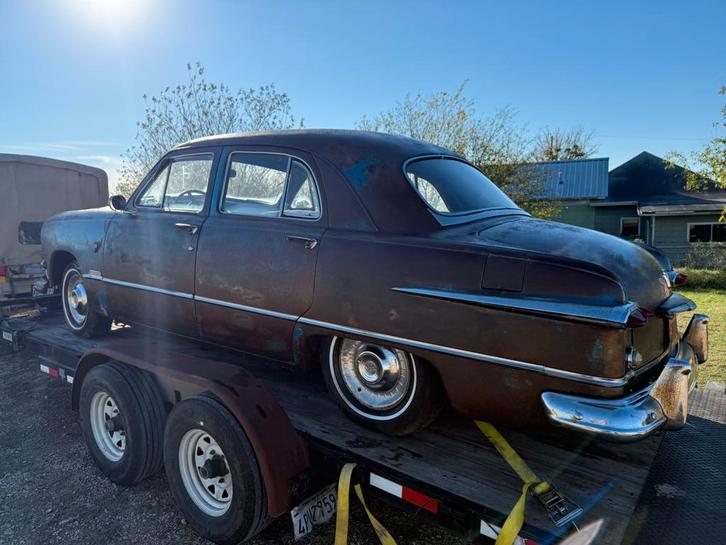 1951 Ford Custom “SHOEBOX FORD” “DUAL-BULLET” PATINA, Auto's, Oldtimers, Bedrijf, Ford USA, Benzine, Sedan, Handgeschakeld, Blauw