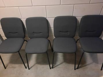 IKEA Paboda eetkamerstoelen 4 stuks beschikbaar voor biedingen
