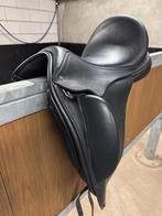 Zadel Custom Avantage   17,5 inch, Dieren en Toebehoren, Paarden en Pony's | Zadels, Ophalen of Verzenden, Zo goed als nieuw, Dressuur