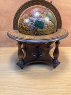 Antieke mercator globe in houten stoel #30277, Ophalen of Verzenden