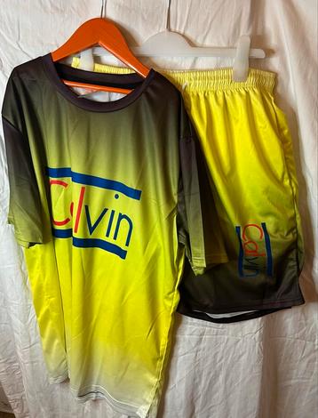 Calvin Set - T-shirt en Shorts - Maat M beschikbaar voor biedingen