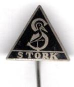 Machinefabriek Stork zwart email zilverkl speldje ( E_060 ), Verzamelen, Speldjes, Pins en Buttons, Verzenden, Nieuw, Transport