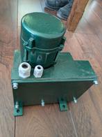 Stienen Liermotor 230V 4 stuks, Ophalen of Verzenden, Gebruikt, Elektromotor