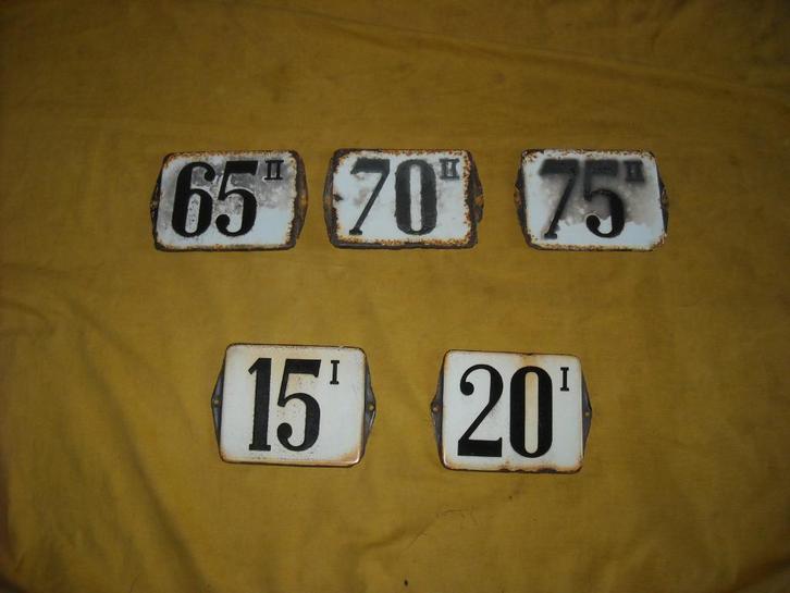 oud huisnummer een en twee hoog 15 20 65 70 75 I en II email, Antiek en Kunst, Antiek | Emaille, Ophalen of Verzenden