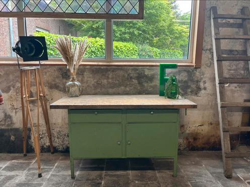 Groene functionele industriële werkbank, Antiek en Kunst, Curiosa en Brocante, Ophalen