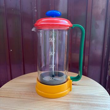 Vintage Memphis cafetiere beschikbaar voor biedingen