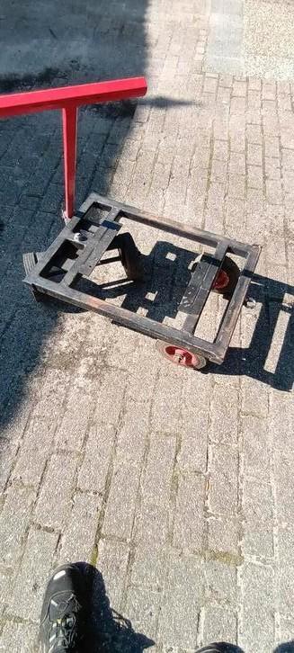 Wagentje op maat voor wolseley stationaire motor oldtimer  beschikbaar voor biedingen