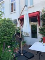 PARASOL HANGEND, Tuin en Terras, Parasols, Ophalen, Kantelbaar, 2 tot 3 meter, Zo goed als nieuw