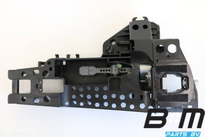 Steun voor portiergreep RV of RA Audi Q3 Facelift, Auto-onderdelen, Carrosserie en Plaatwerk, Gebruikt