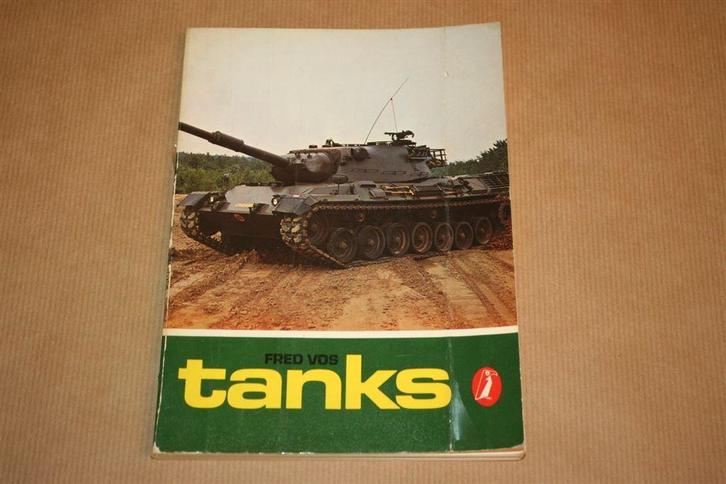 Boek over Tanks - Fred Vos, Verzamelen, Militaria | Algemeen, Landmacht, Boek of Tijdschrift, Nederland, Ophalen of Verzenden