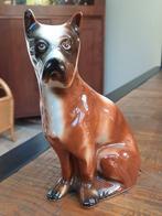 Porseleinen boxer hond beeldje 18 cm, Verzamelen, Beelden en Beeldjes, Ophalen of Verzenden, Zo goed als nieuw, Dier