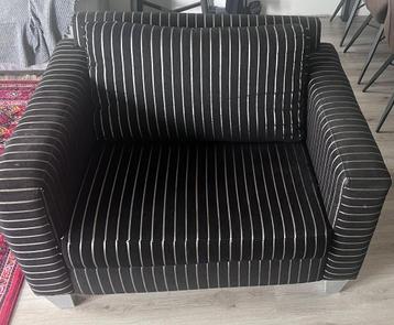 Luxe Love seat