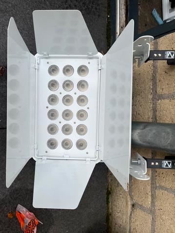 4x theater dmx flood warm wit koud wit beschikbaar voor biedingen