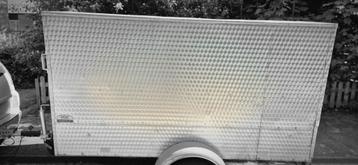 Aanhanger bagagewagen gesloten aanhanger  beschikbaar voor biedingen