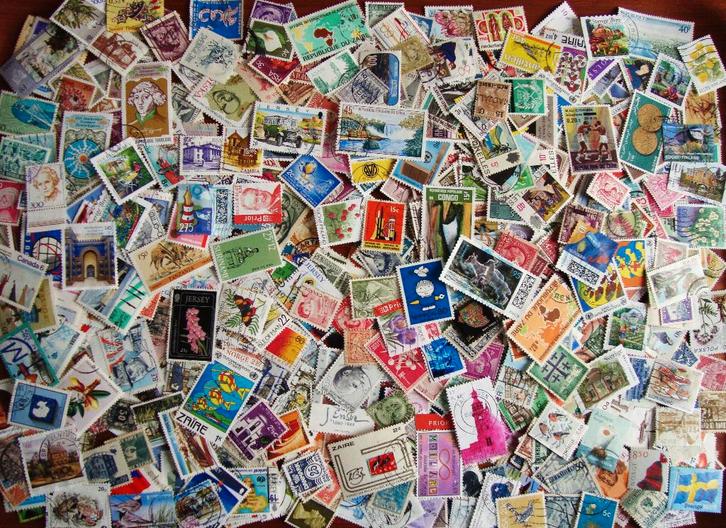 700 Wereld zegels. Allen verschillend. Uit 49 landen., Postzegels en Munten, Postzegels | Amerika, Gestempeld, Midden-Amerika