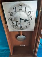 Te koop in goede staat oude antieke klok, Ophalen