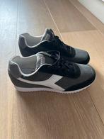 Diadora Sneakers Maat 40 (6.5 UK) Nieuw, Kleding | Dames, Schoenen, Nieuw, Ophalen of Verzenden, Sneakers of Gympen, Grijs