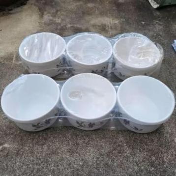 2 Setjes schalen beschikbaar voor biedingen