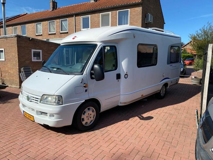 Fiat ducato 2.8 JTD Burstner Camper met polyester opbouw, Caravans en Kamperen, Campers, Particulier, tot en met 3, Half-integraal